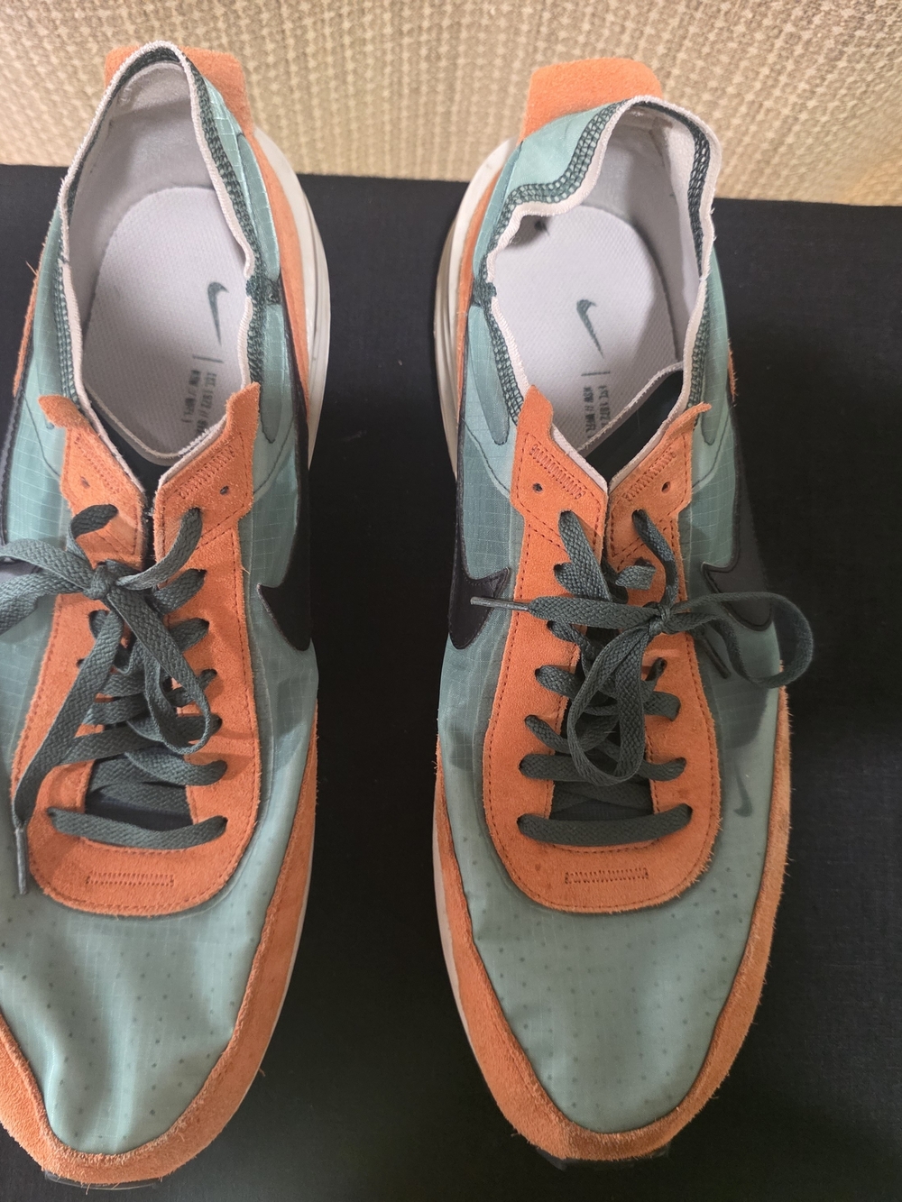 Nike Men’s Running Sneakers in Teal and Orange